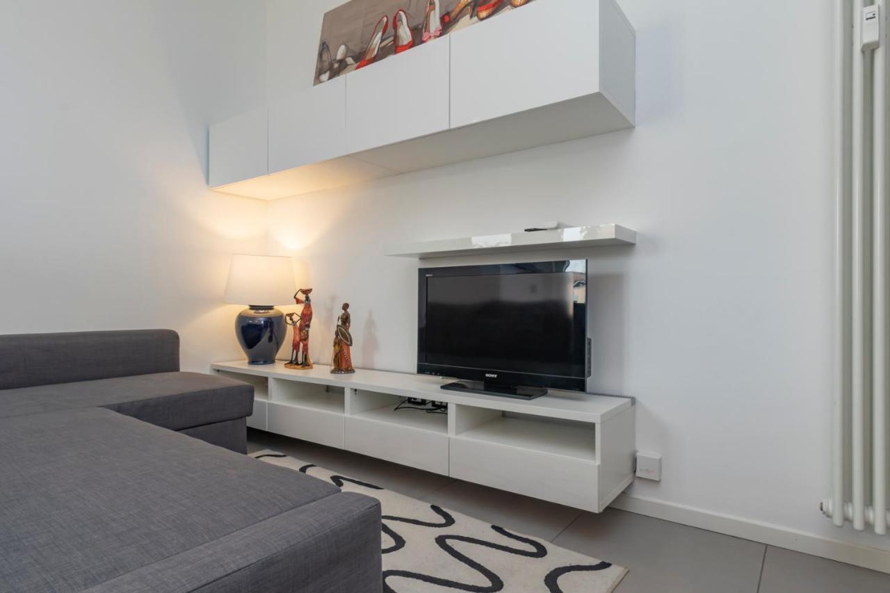 Ferienwohnung Cosy 1 Bed Flat With Terrace Mailand Exterior foto
